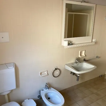 Albergo Leon D'Oro Maniago Buitenkant foto